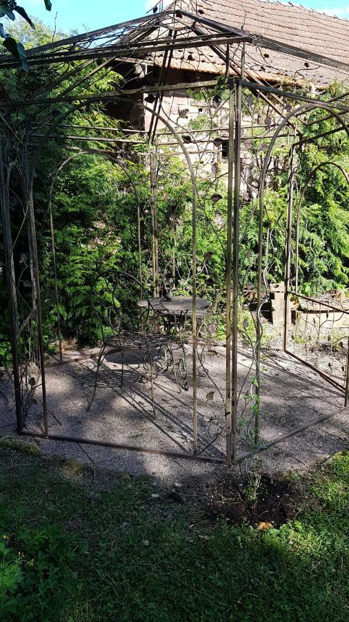 GITE A LA PETITE FONTAINE-PLAIN PIED-MAISON ALSACIENNE RENOVEE AVEC PASSION-4 PERS-4nuitées minimum Langensoultzbach Extérieur photo